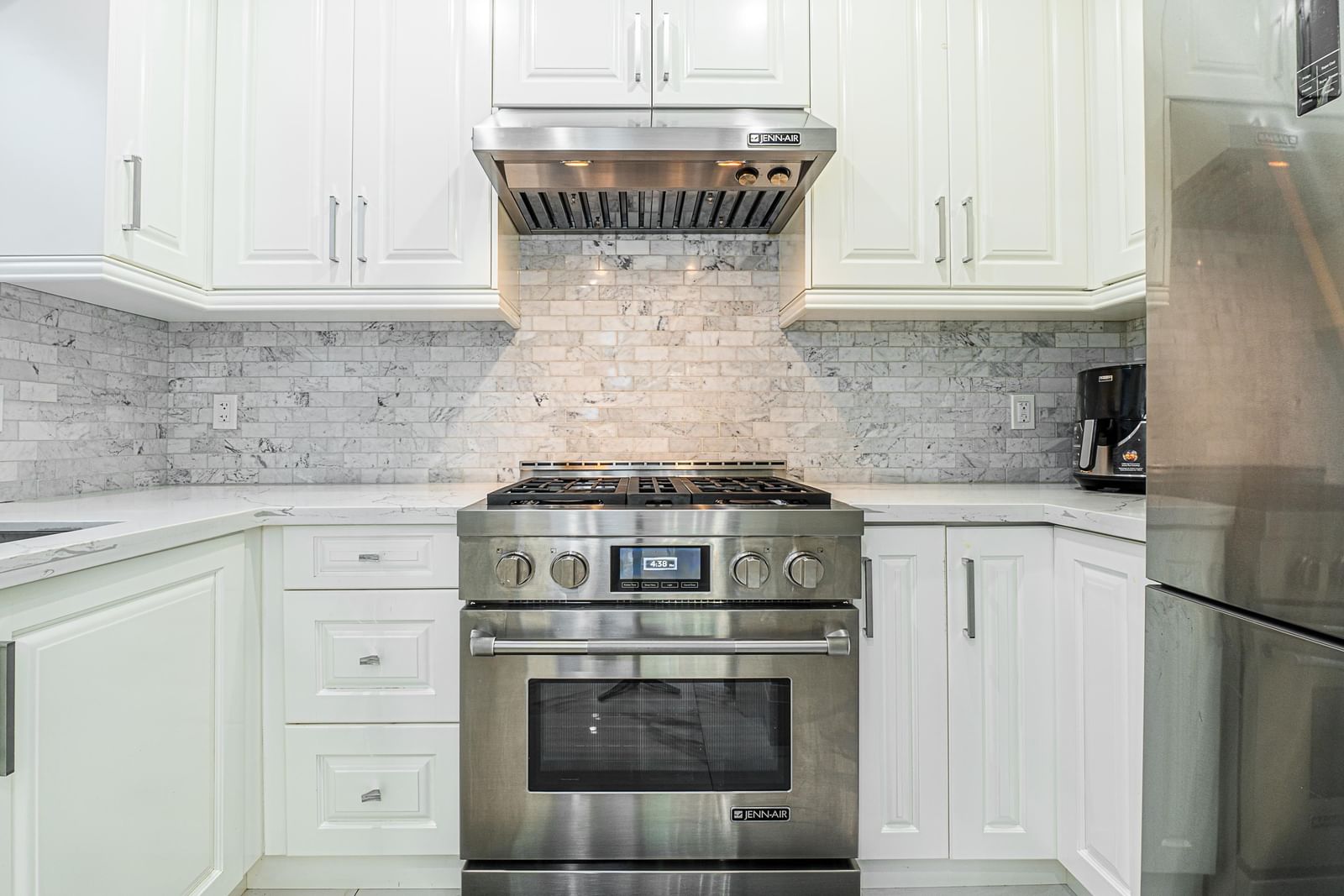 Listing Image 14
