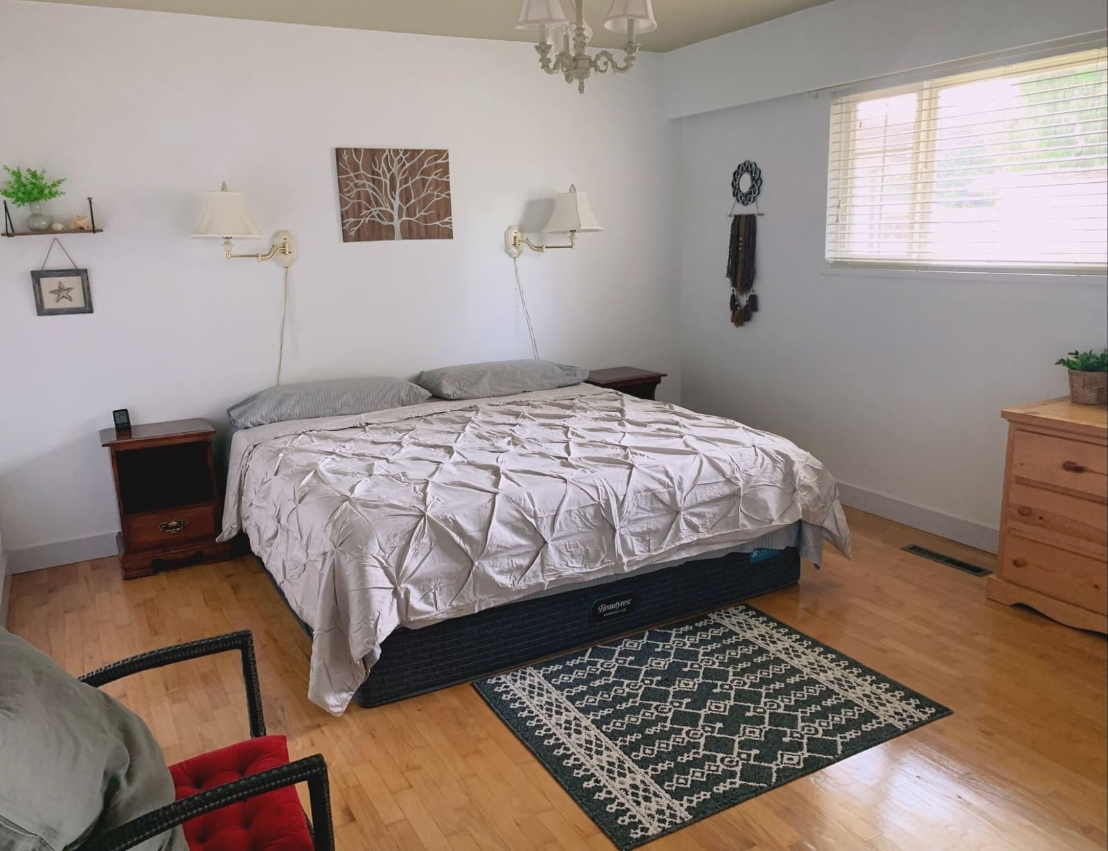 Listing Image 14