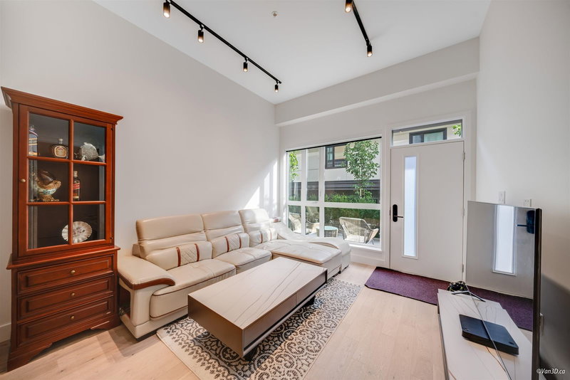 3958 Dumfries Street, Vancouver, V5N 0J1 | Image 3