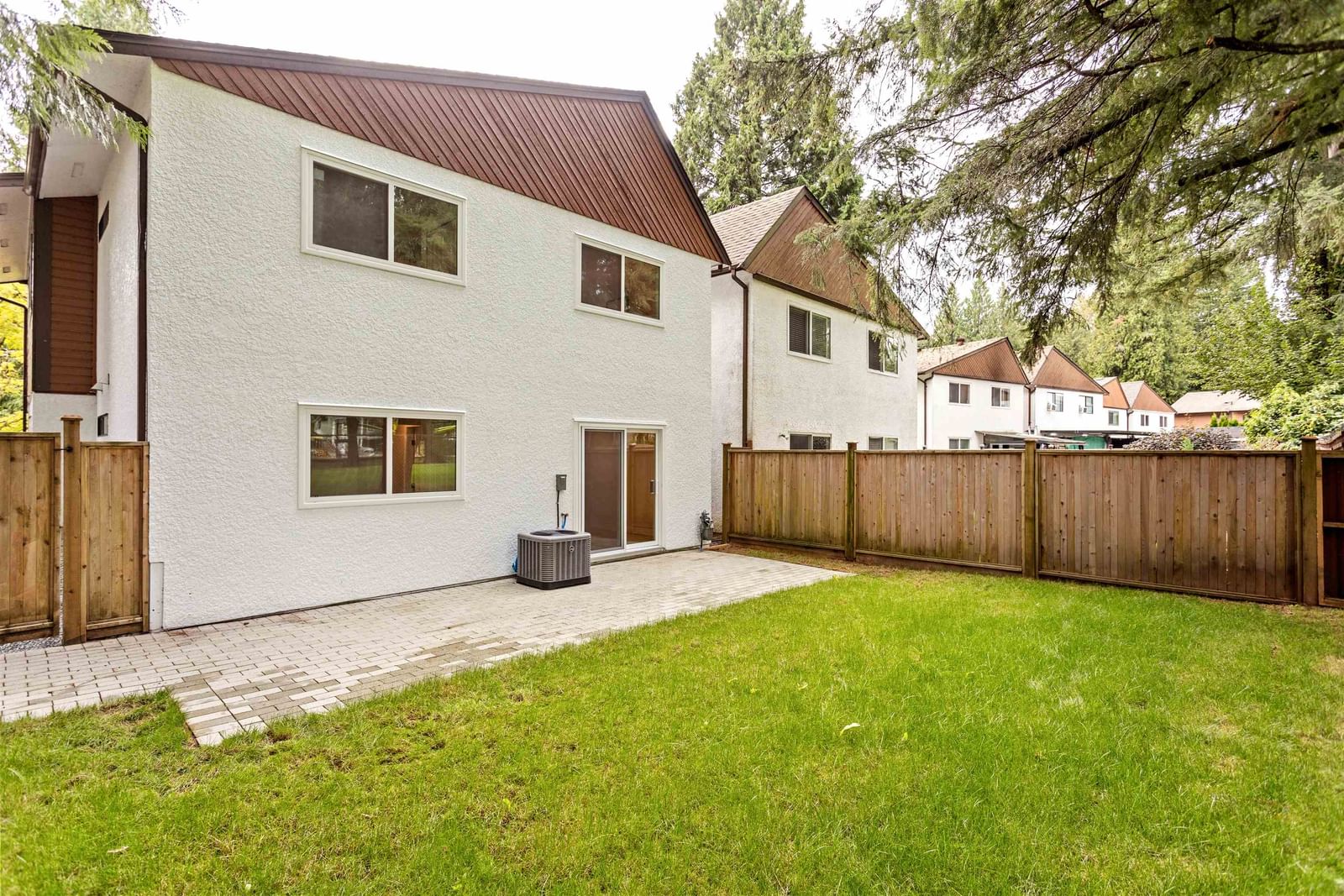 Listing Image 33