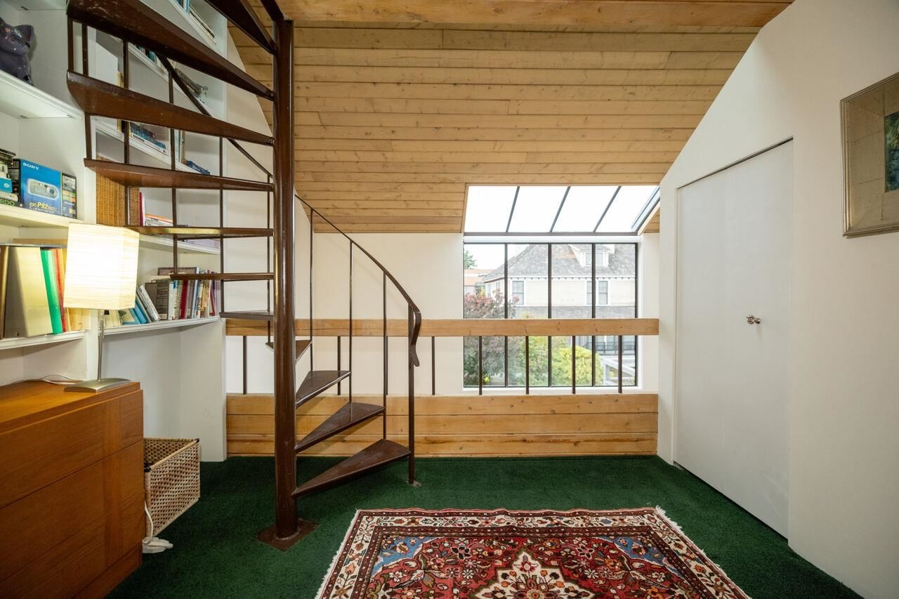Listing Image 23