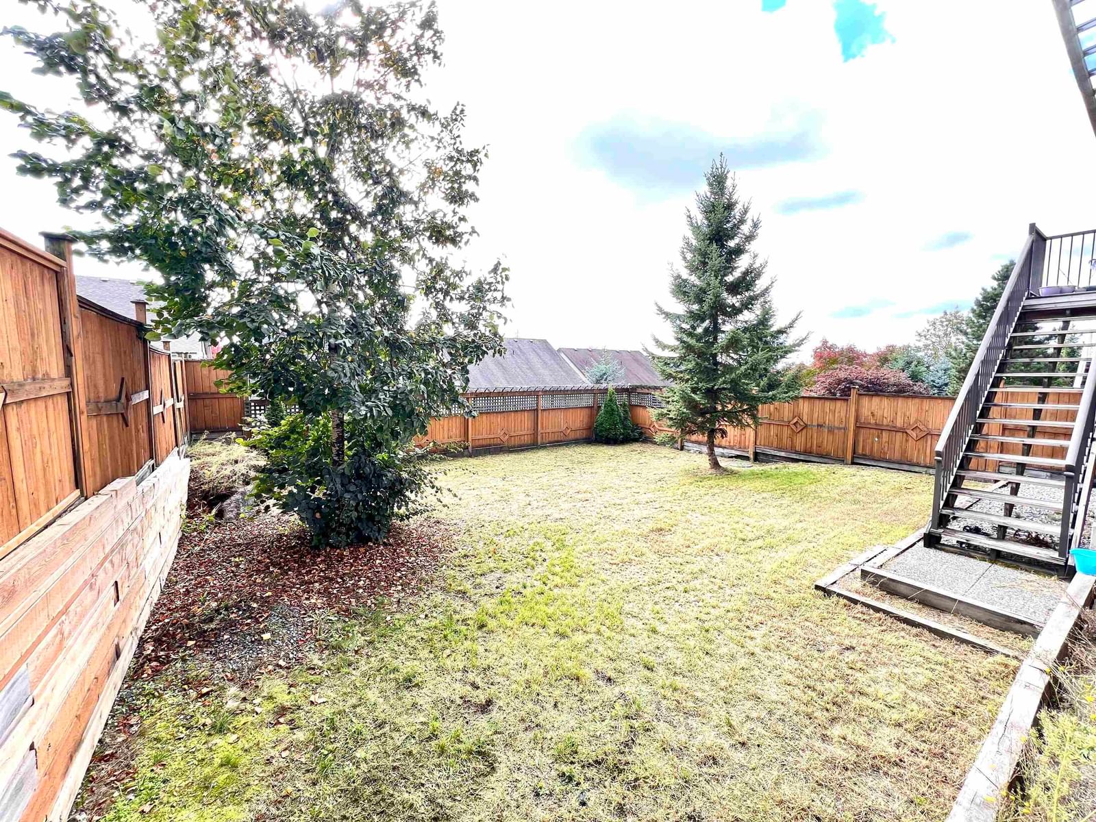 Listing Image 38
