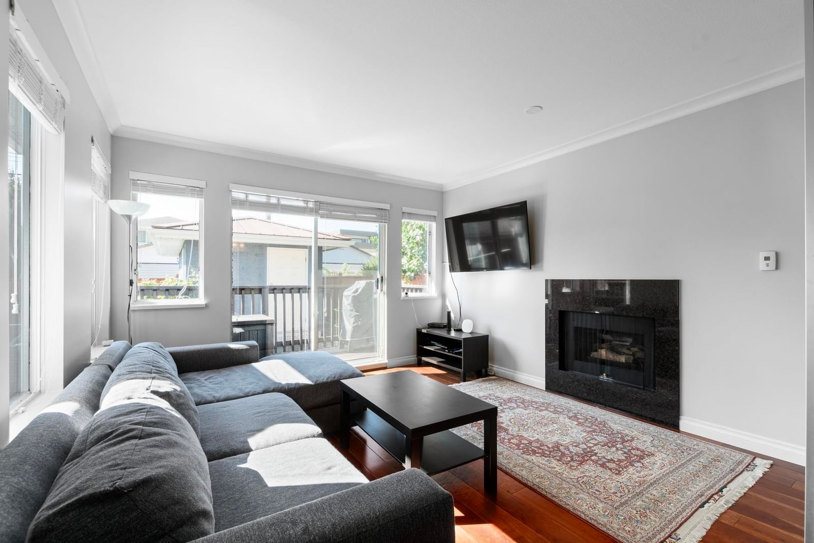 Listing Image 18