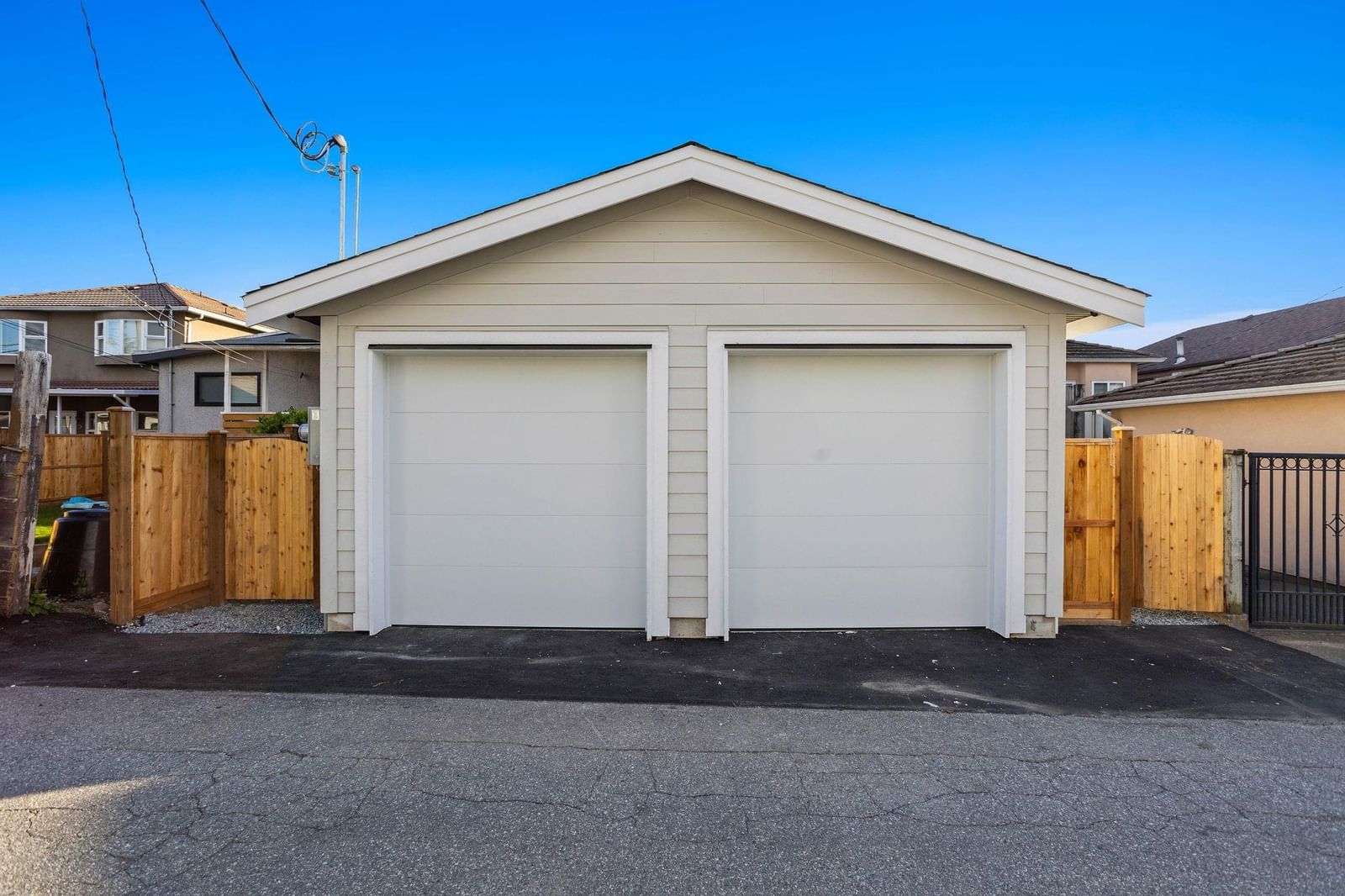 Listing Image 19