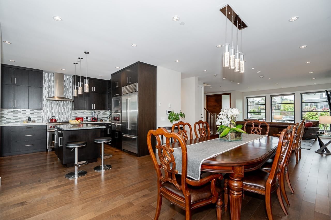 Listing Image 10