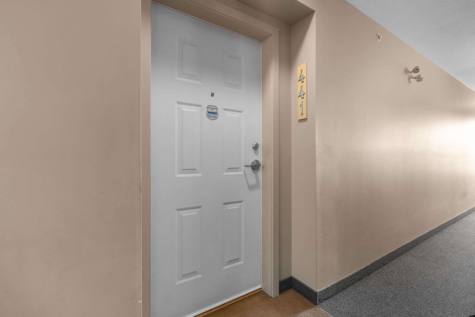Listing Image 27