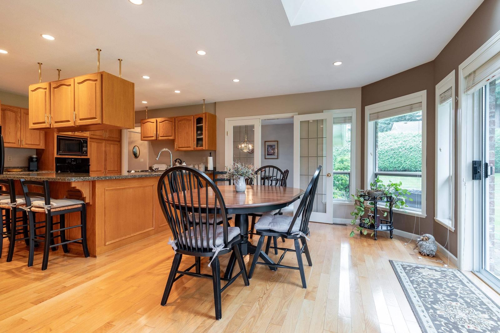 Listing Image 13