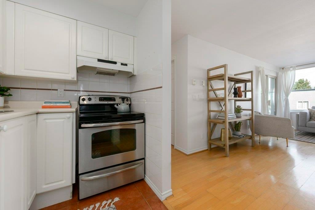 Listing Image 6