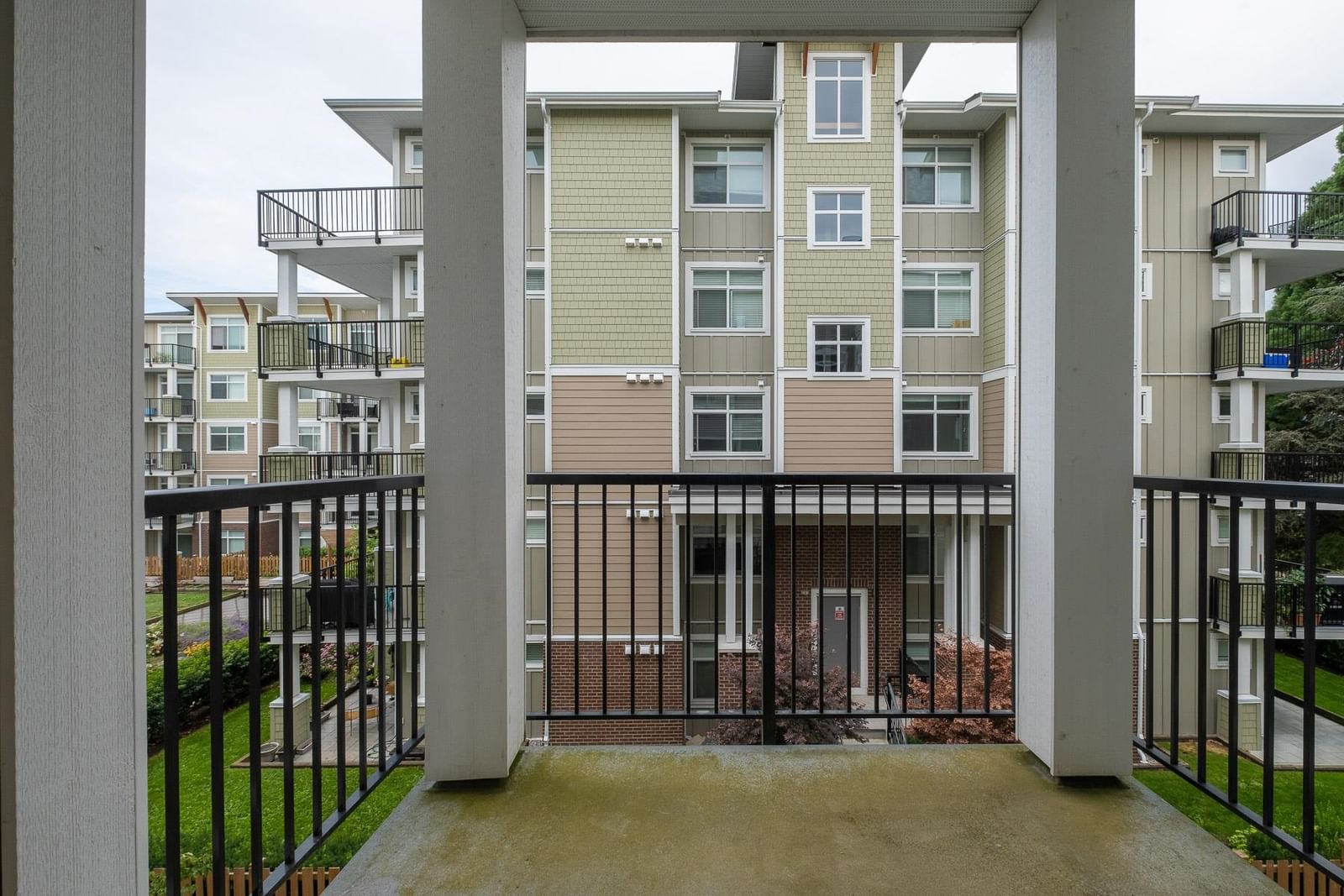 Listing Image 23