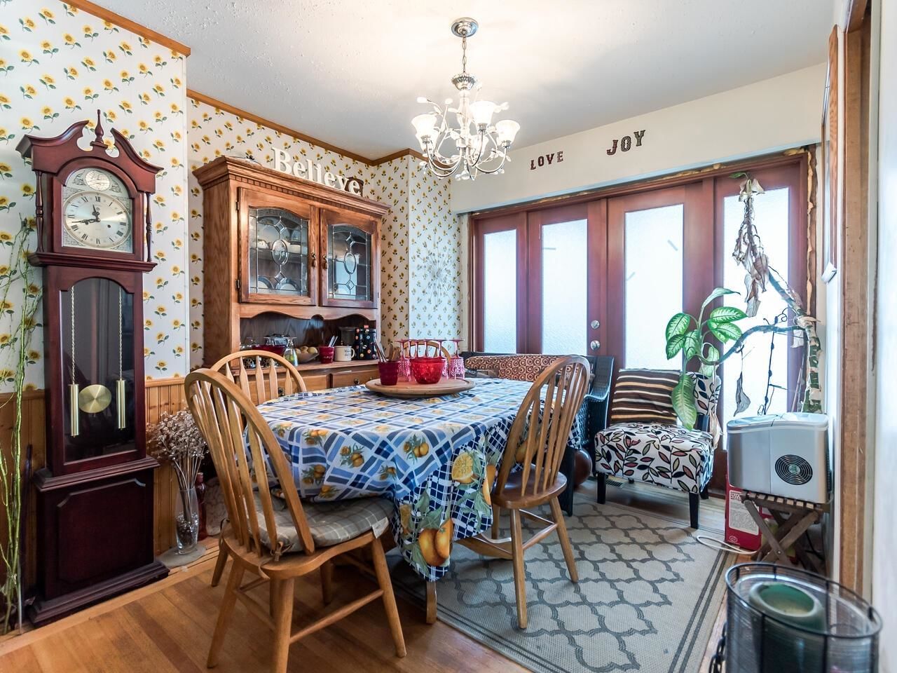 Listing Image 11