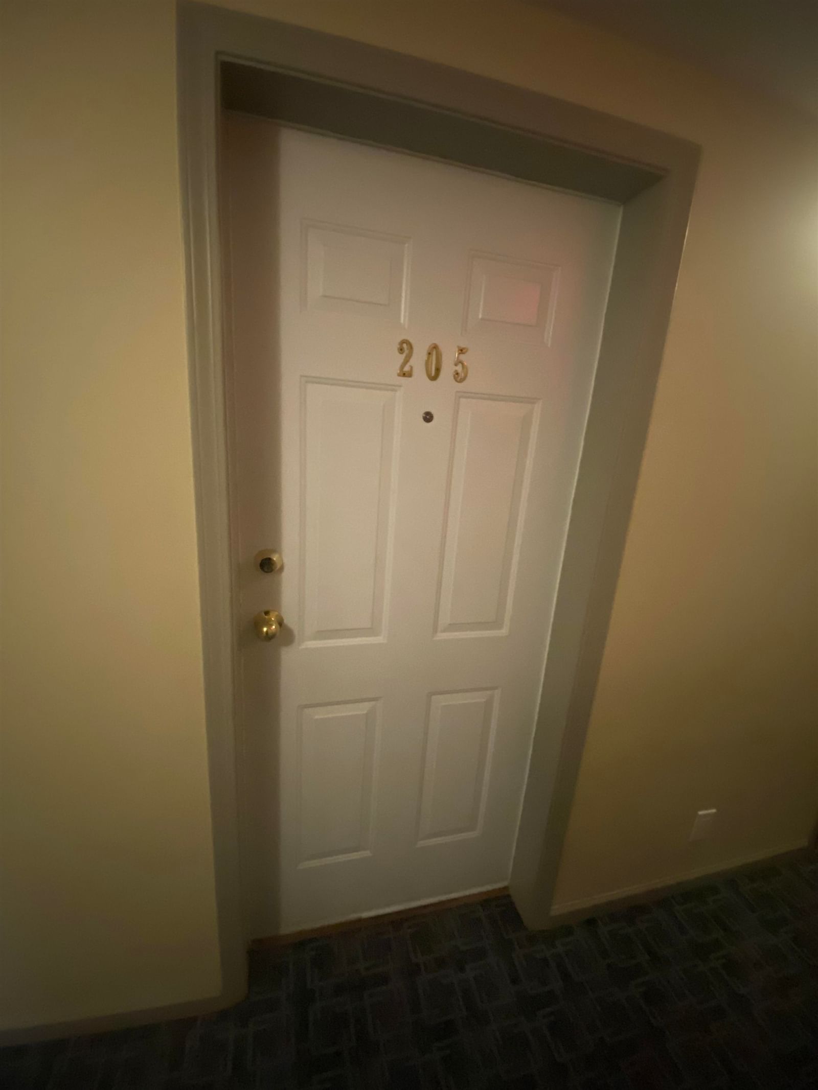 Listing Image 8
