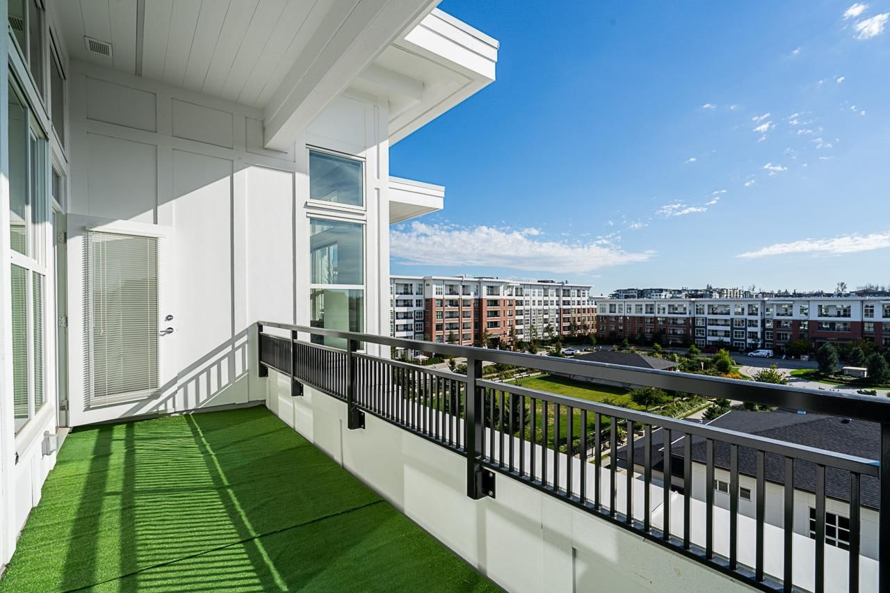 Listing Image 19
