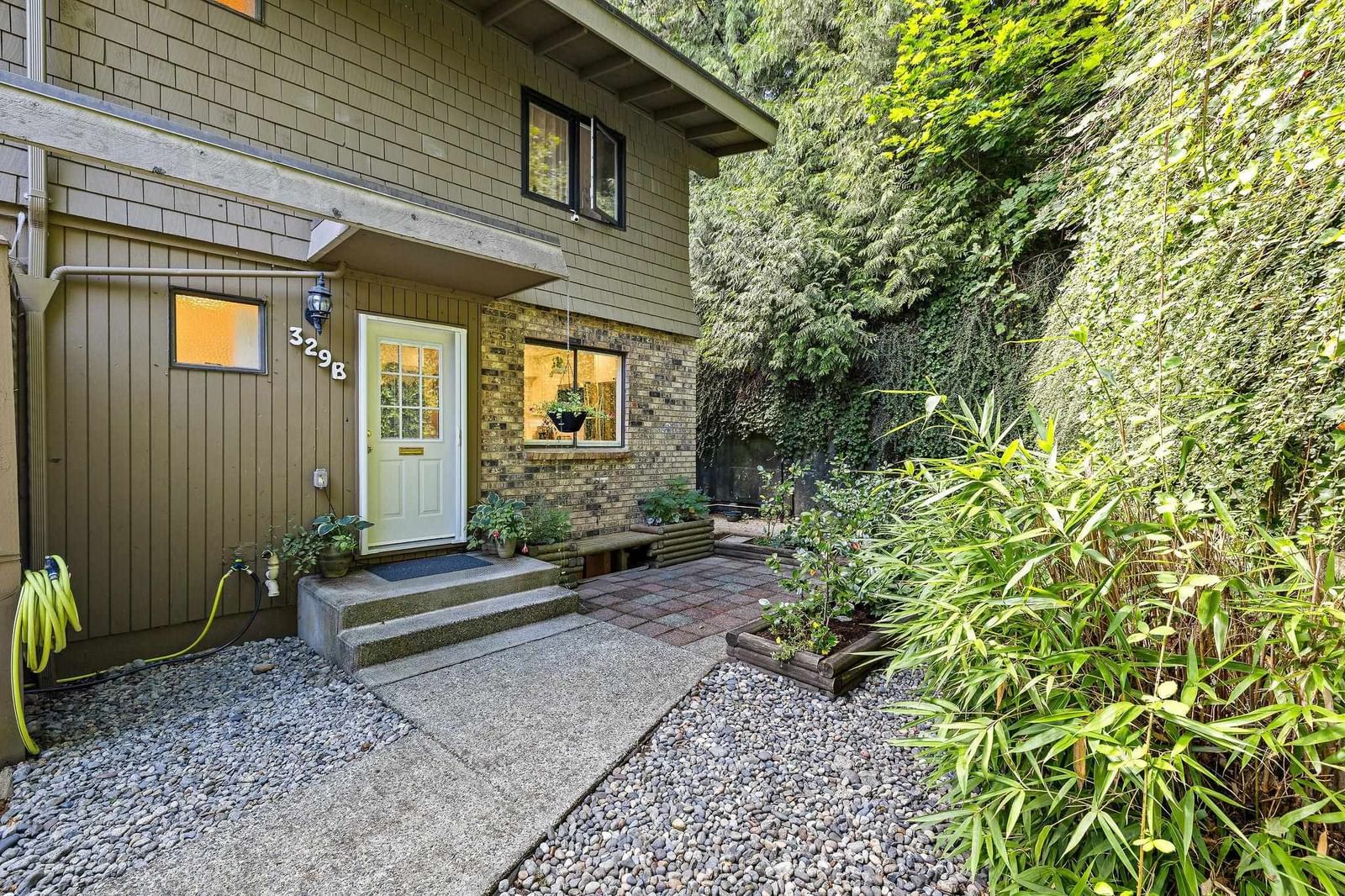 Listing Image 20