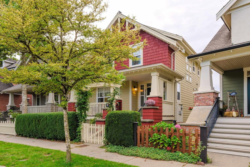 9367 Casimir Street, Langley, V1M 4G2 | Image 2