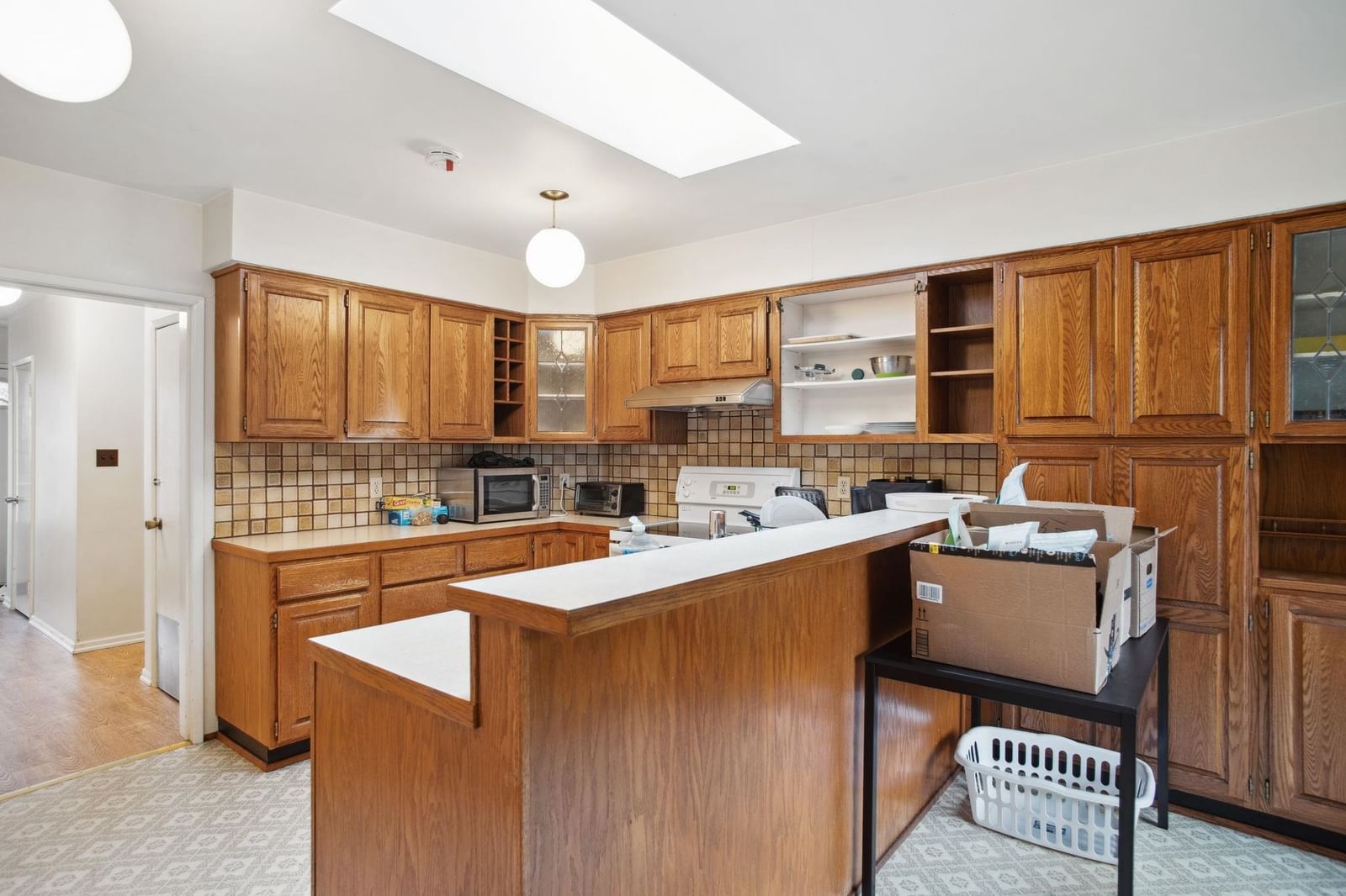 Listing Image 13