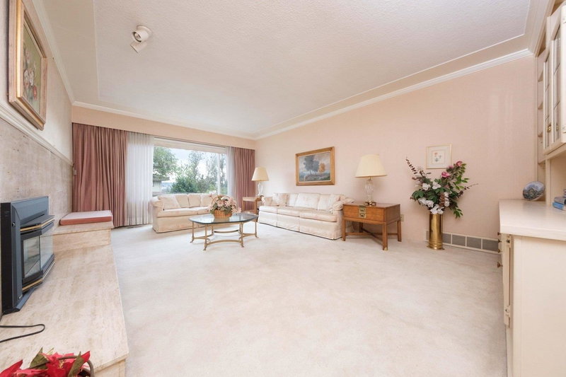 775 Esmond Avenue, Burnaby, V5C 4K4 | Image 2