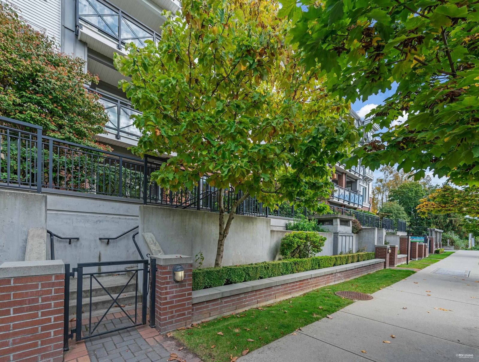 Listing Image 18