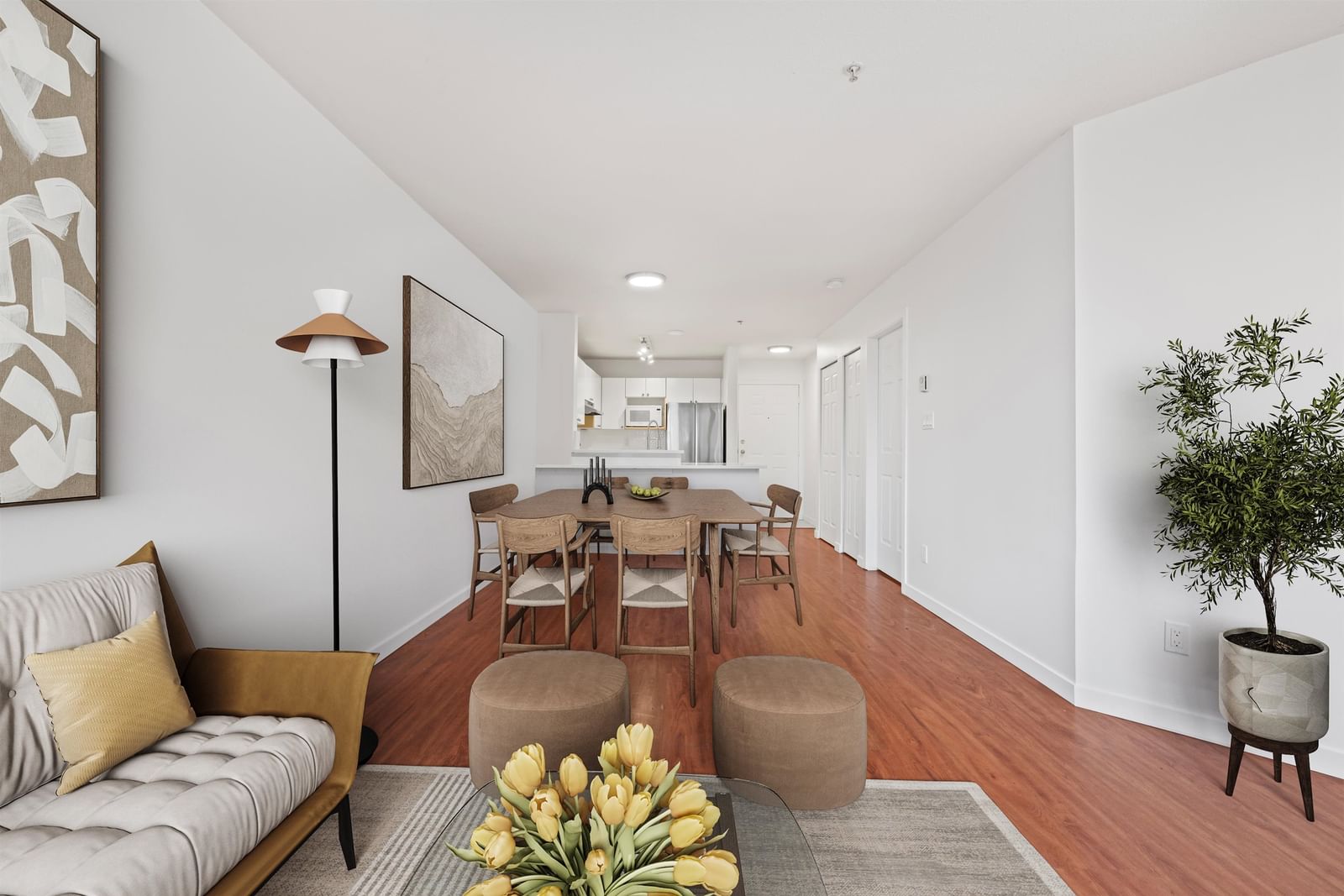 Listing Image 10