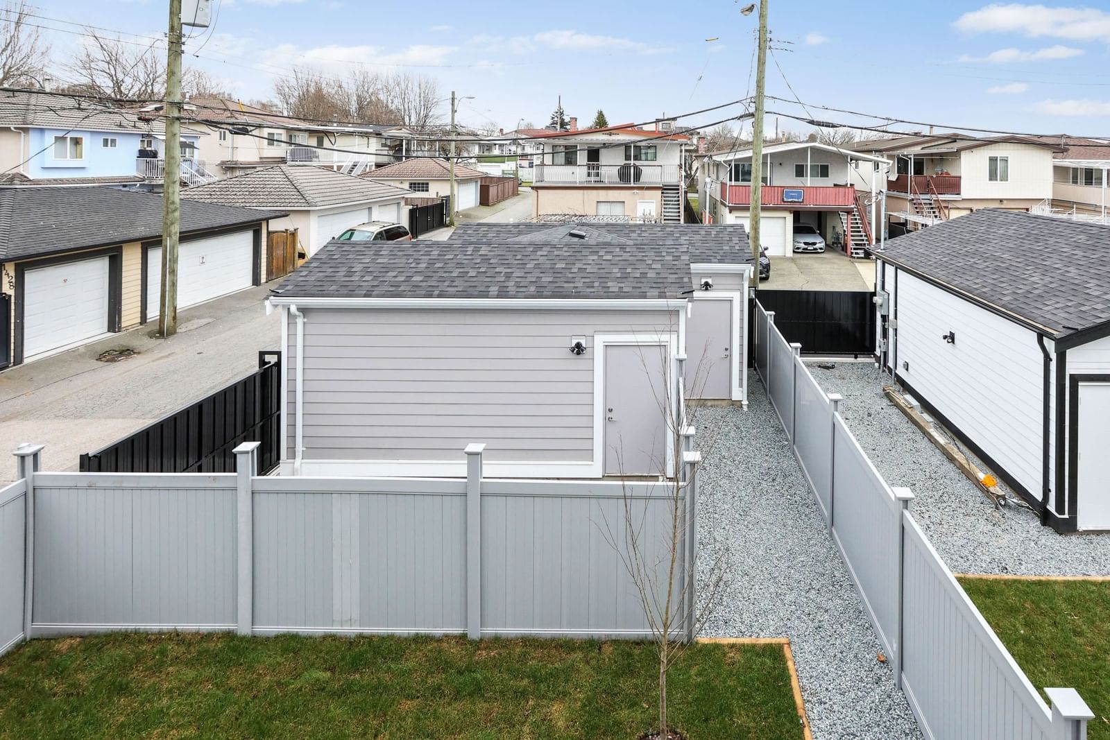 Listing Image 15