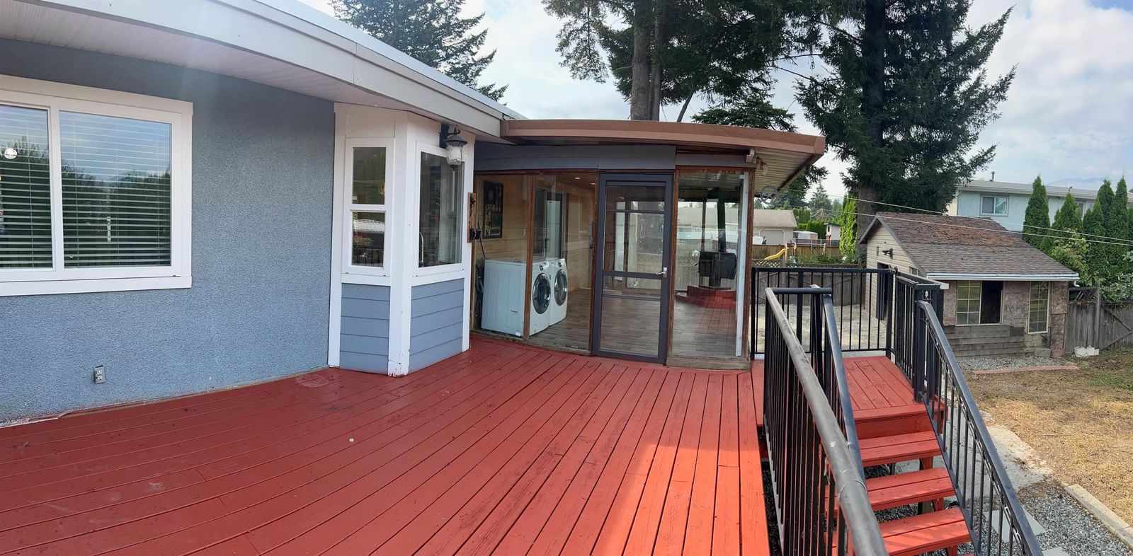 Listing Image 11