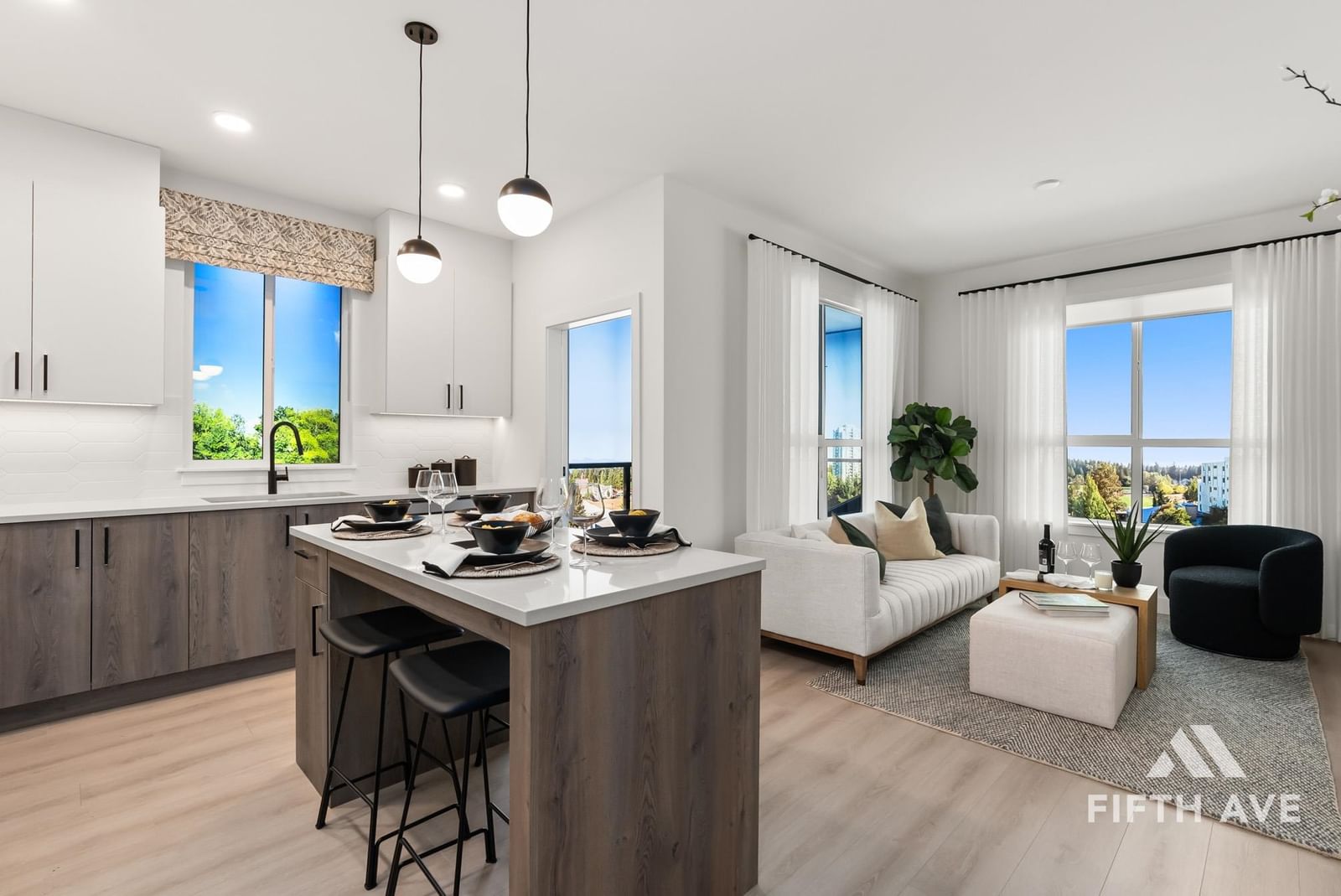 Listing Image 5
