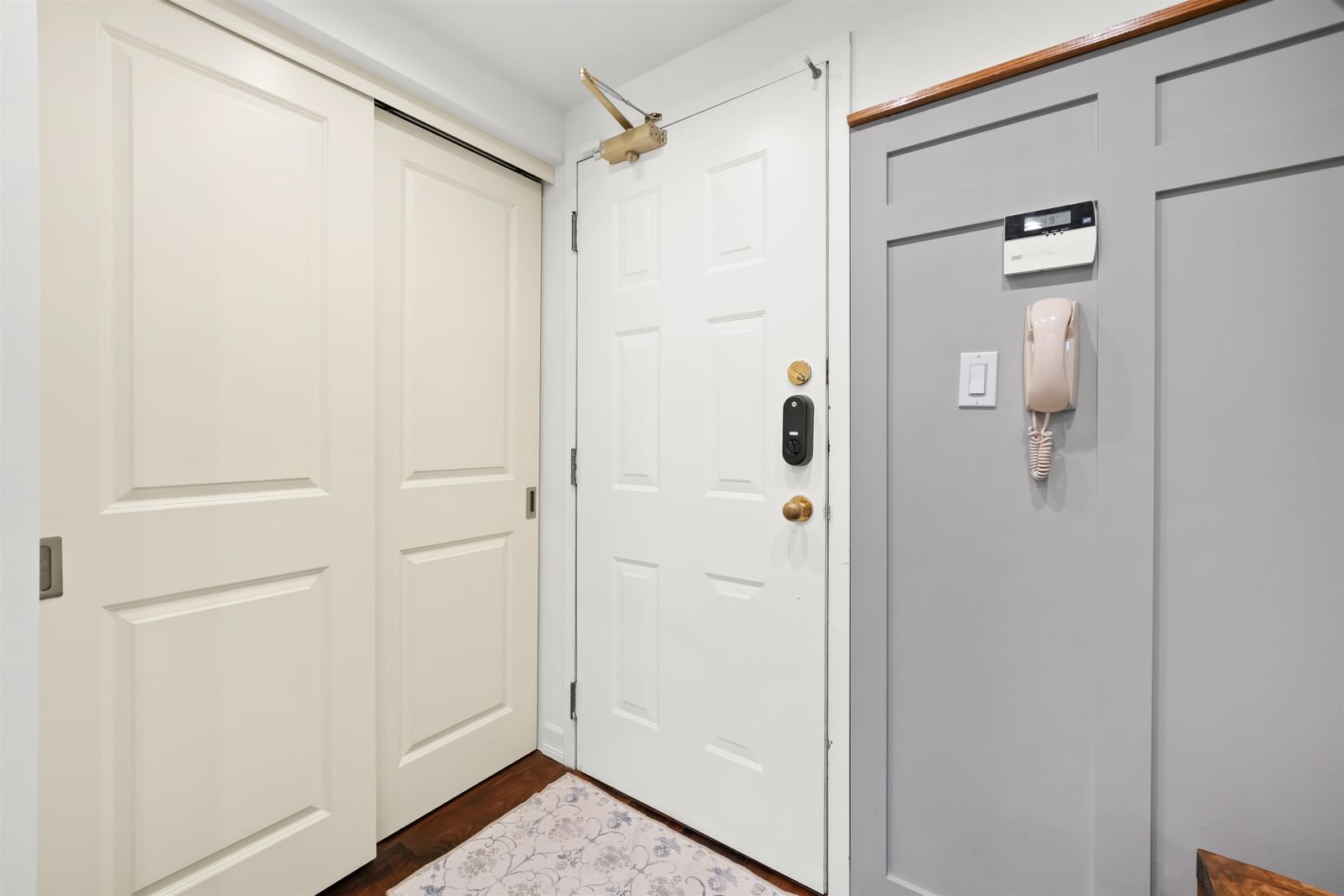 Listing Image 18