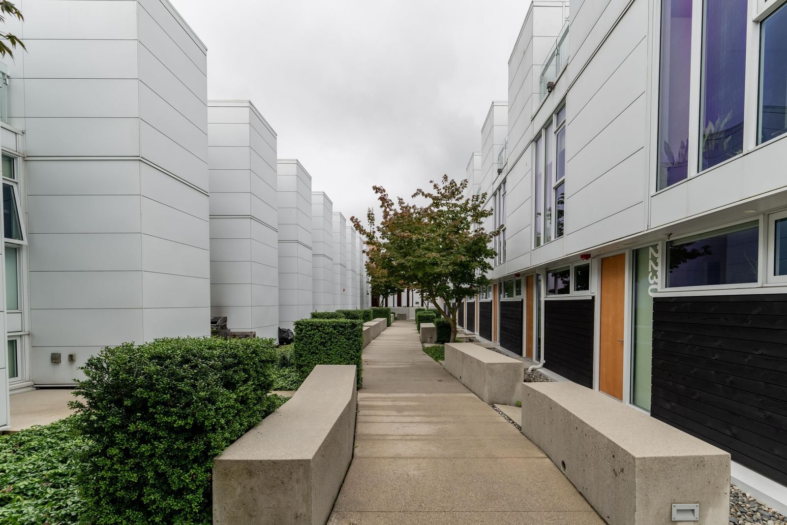 Listing Image 33