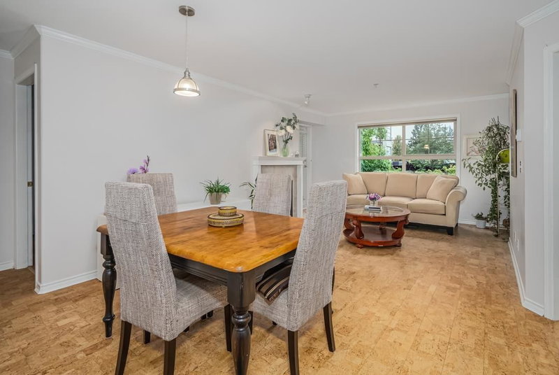 302 - 15325 17 Avenue, Surrey, V4A 1T8 | Image 2