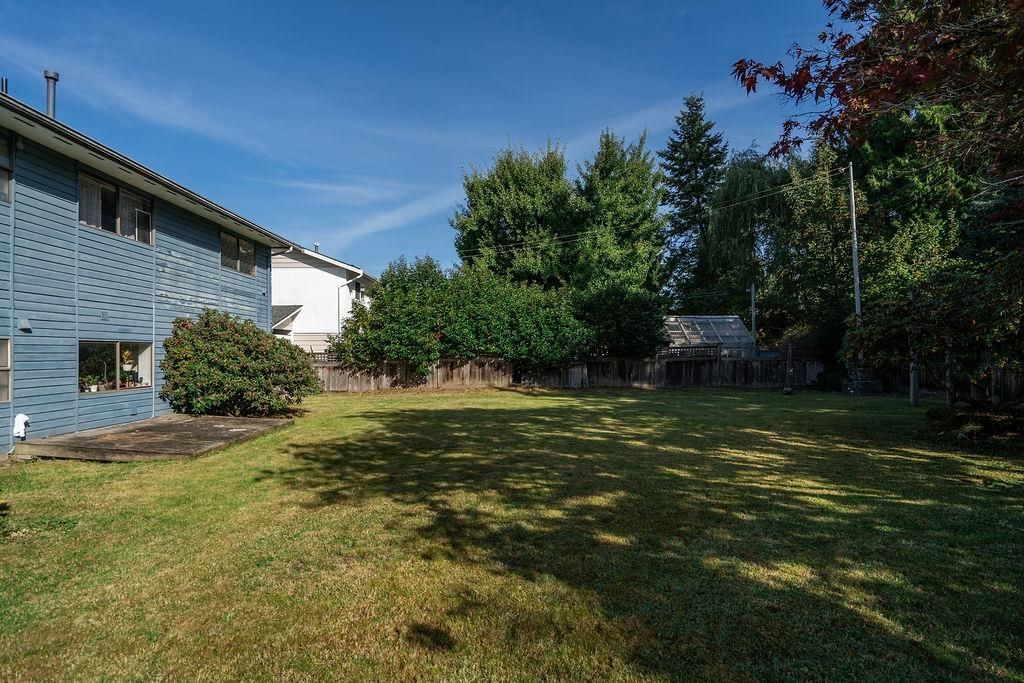 Listing Image 17