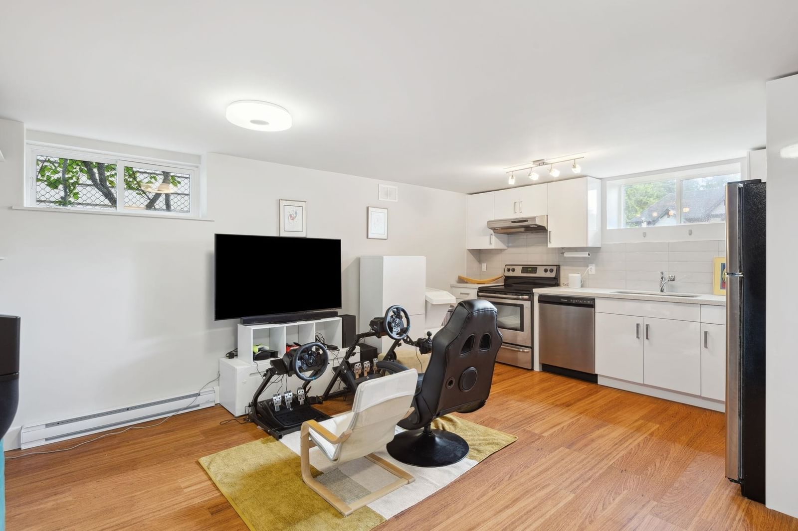 Listing Image 18
