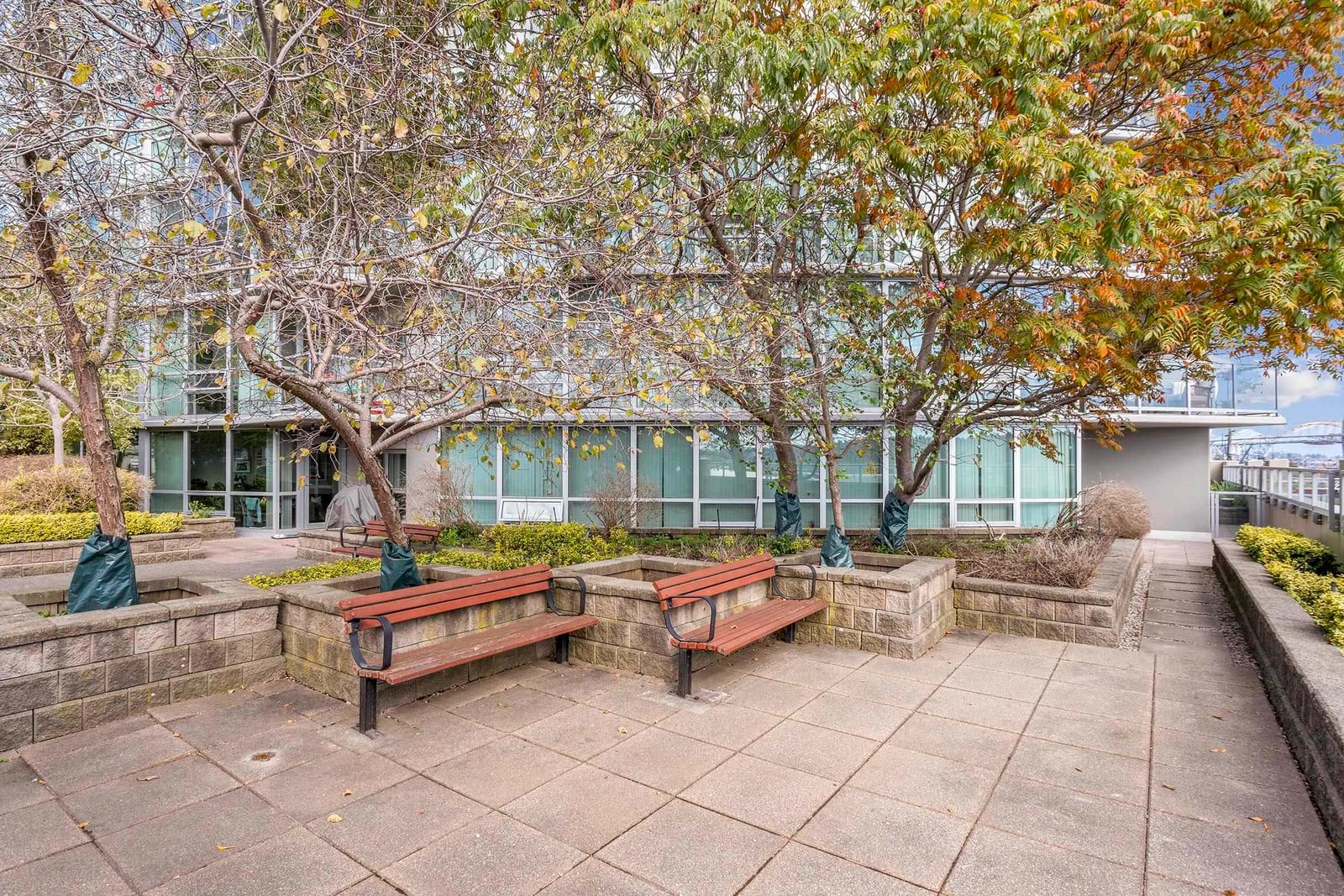 Listing Image 20