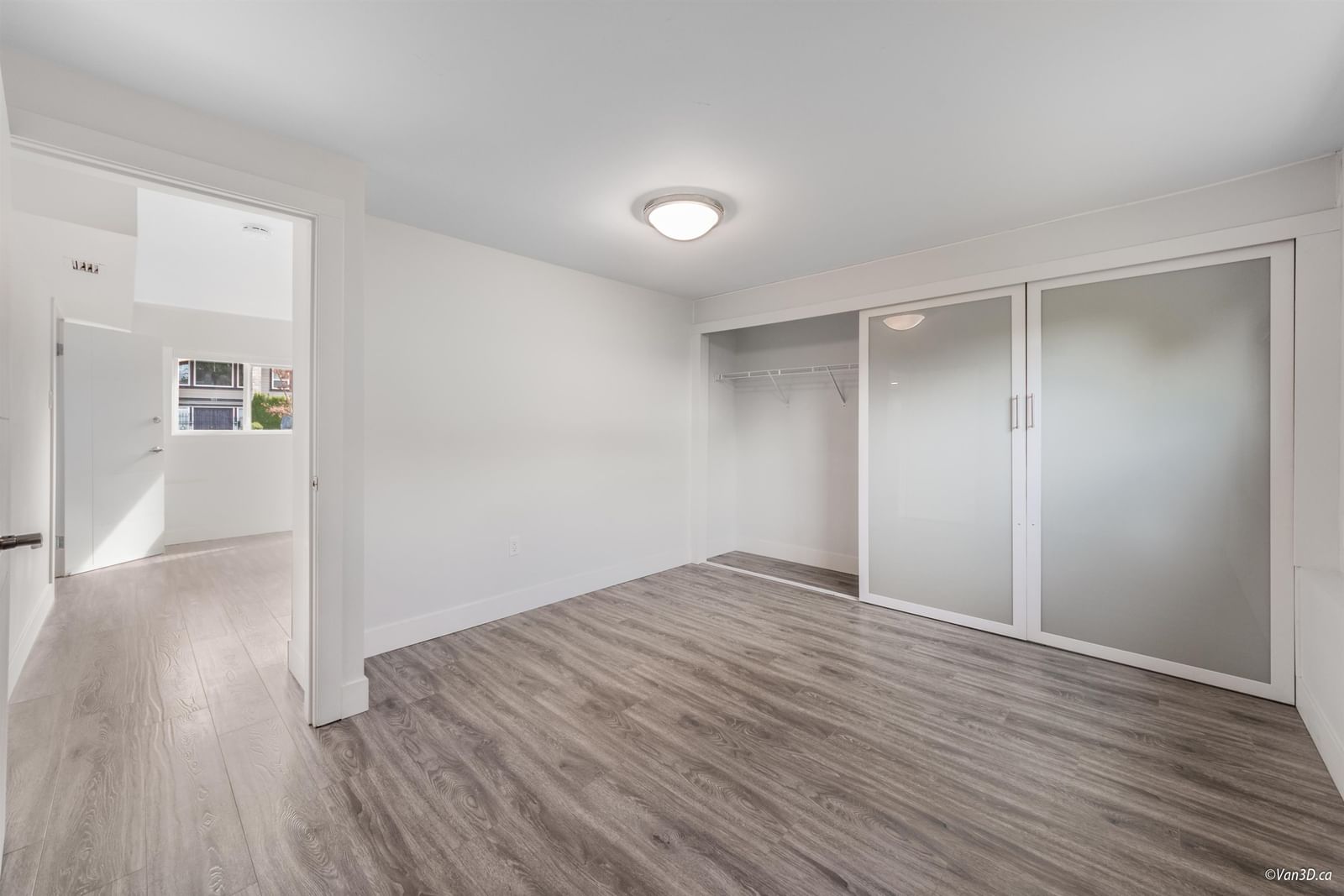 Listing Image 24