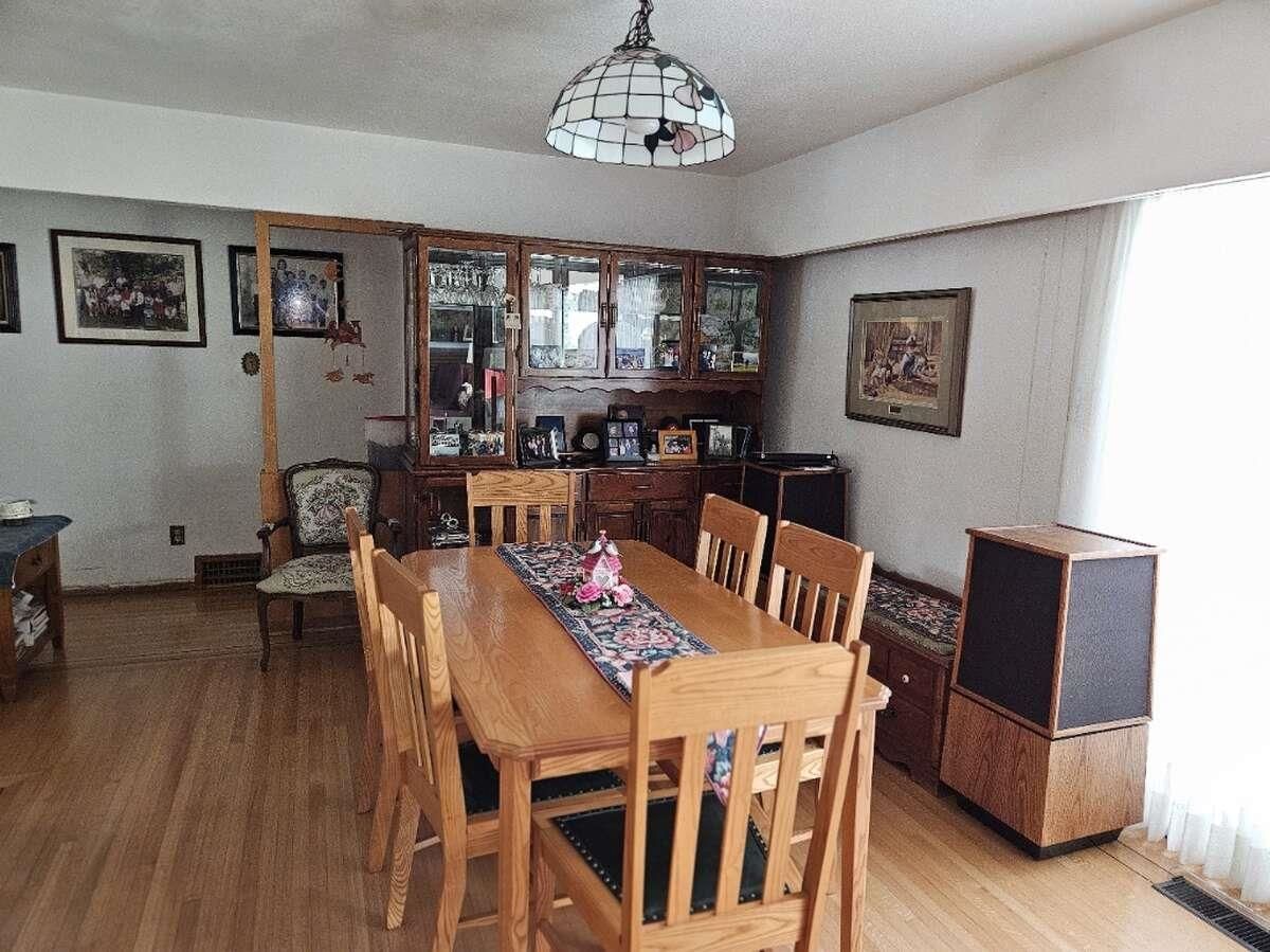 Listing Image 17