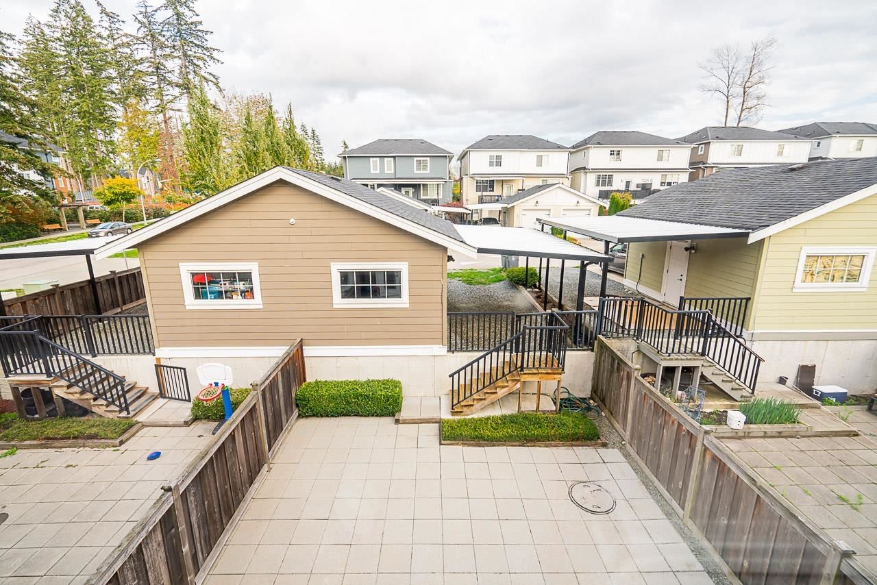 Listing Image 19