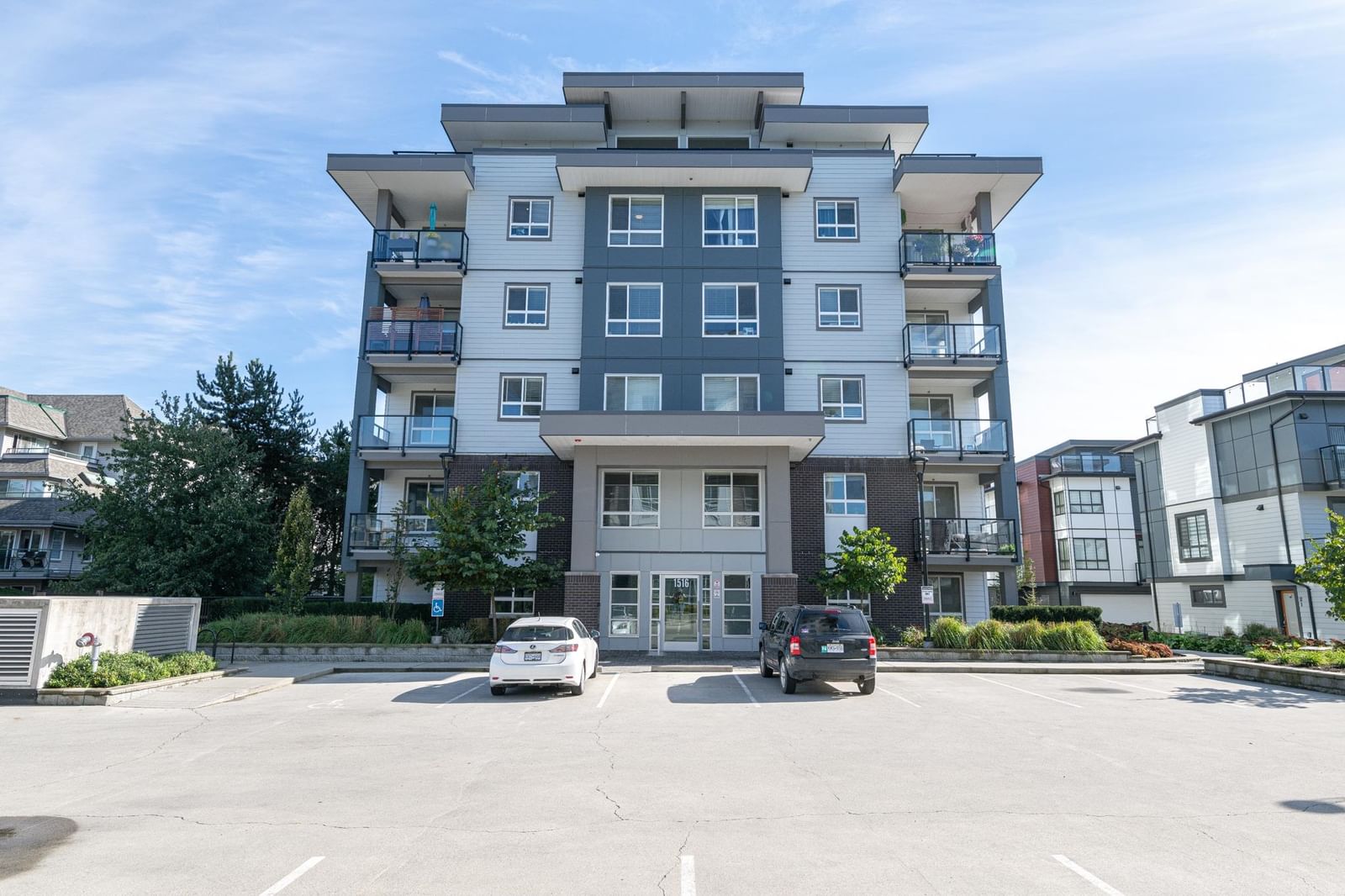 Listing Image 31