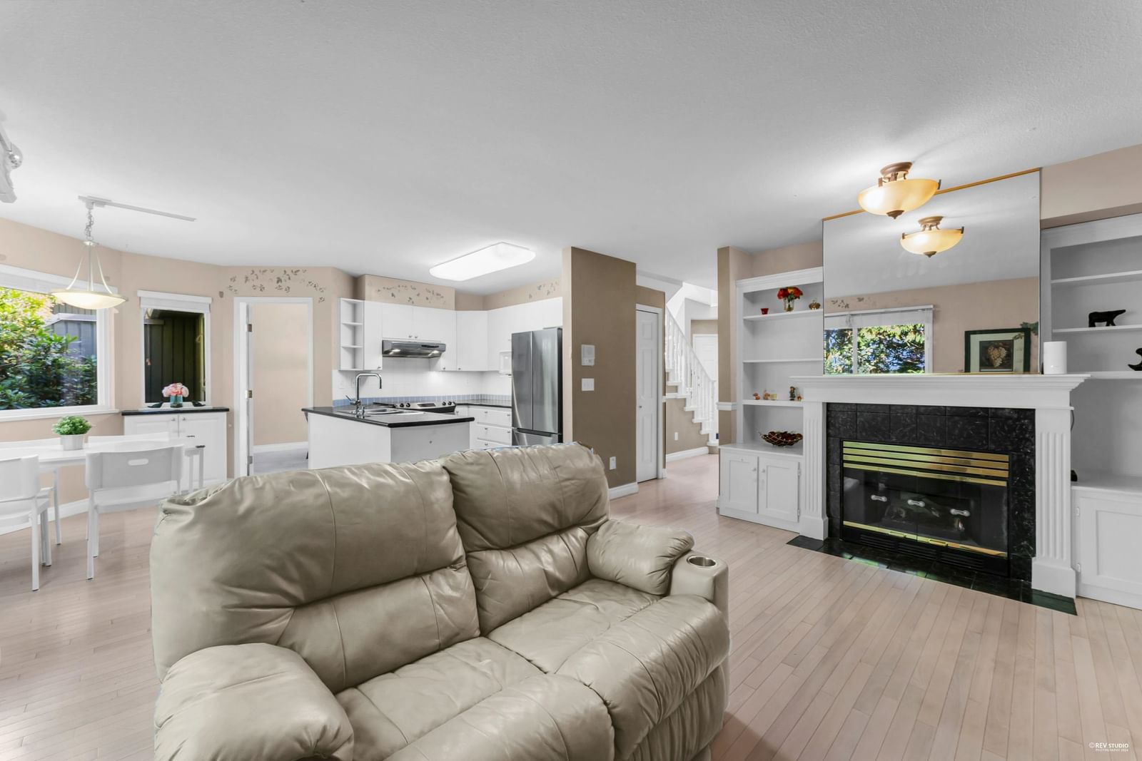 Listing Image 18