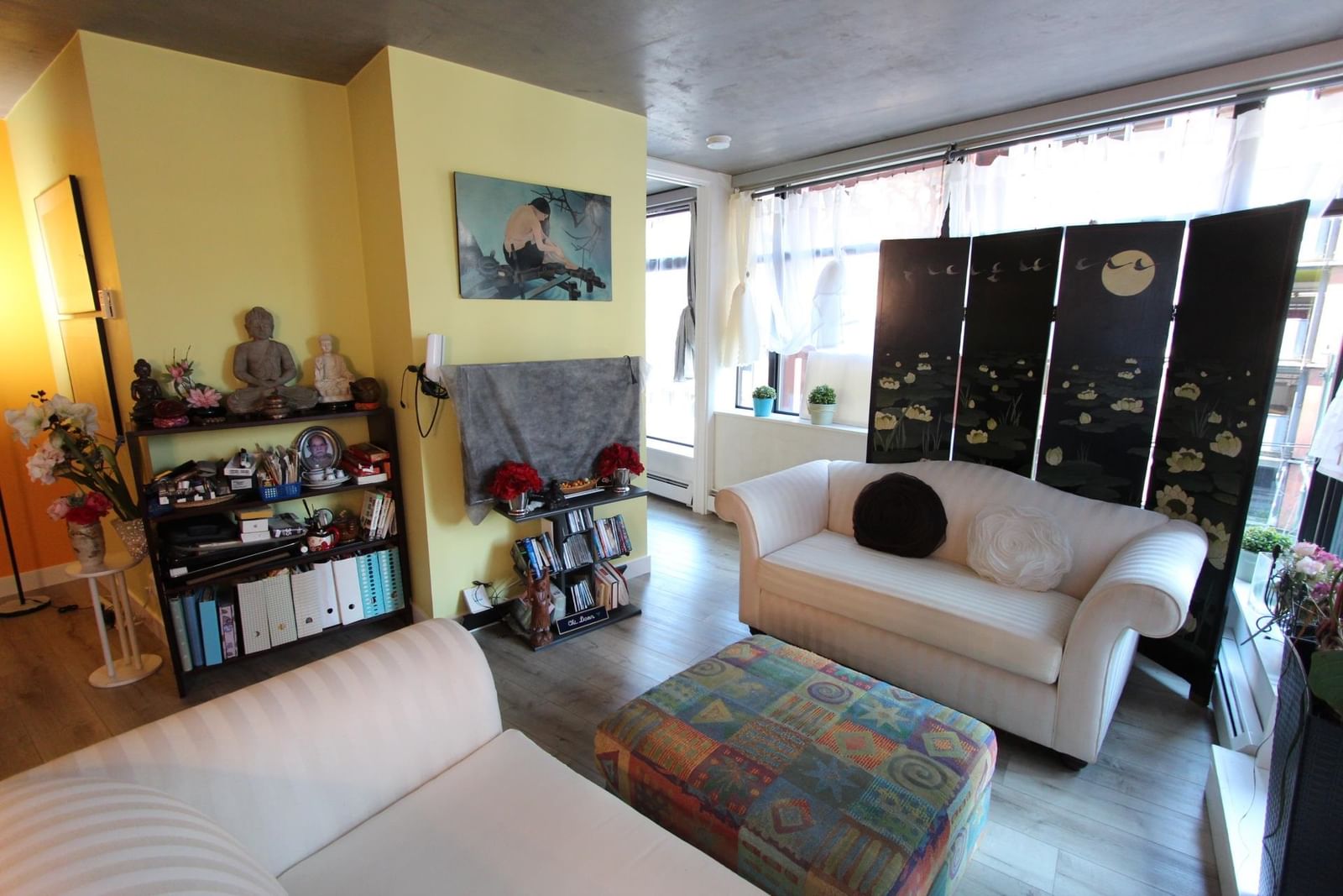 Listing Image 16