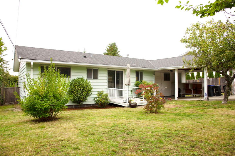 4781 Laurel Avenue, Sechelt, British Columbia (MLS R2934684)