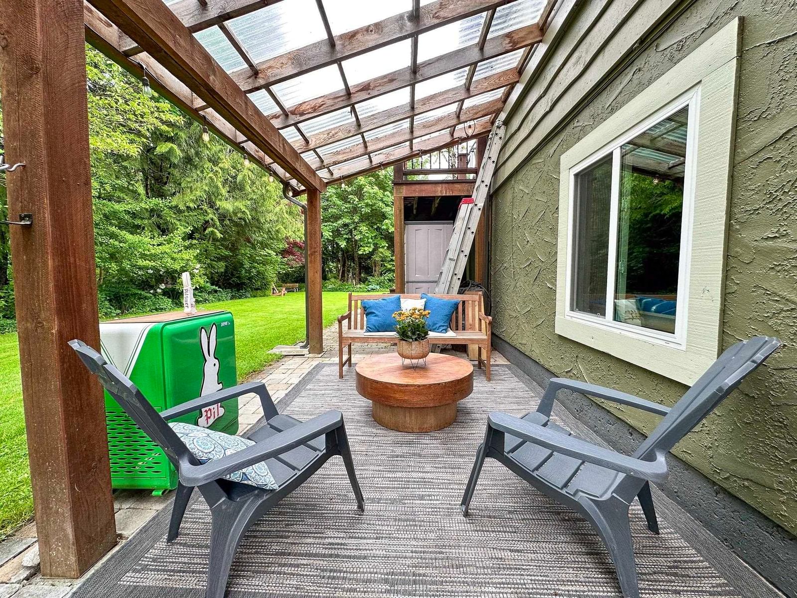 Listing Image 8