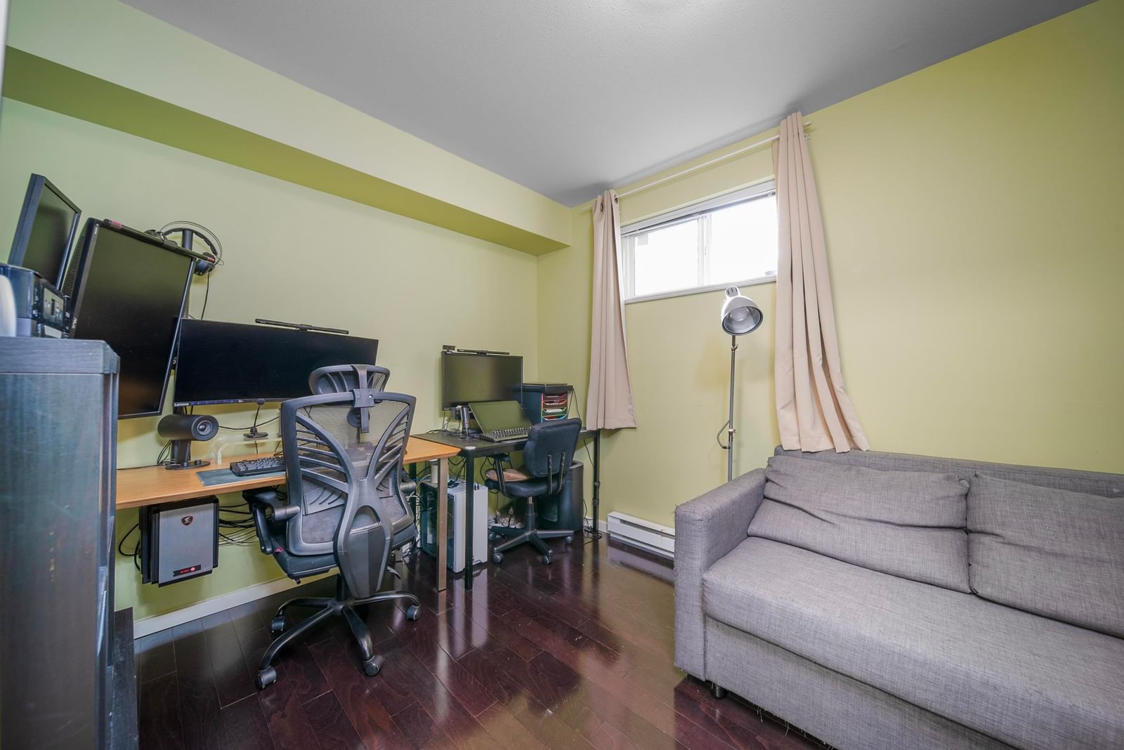 Listing Image 14