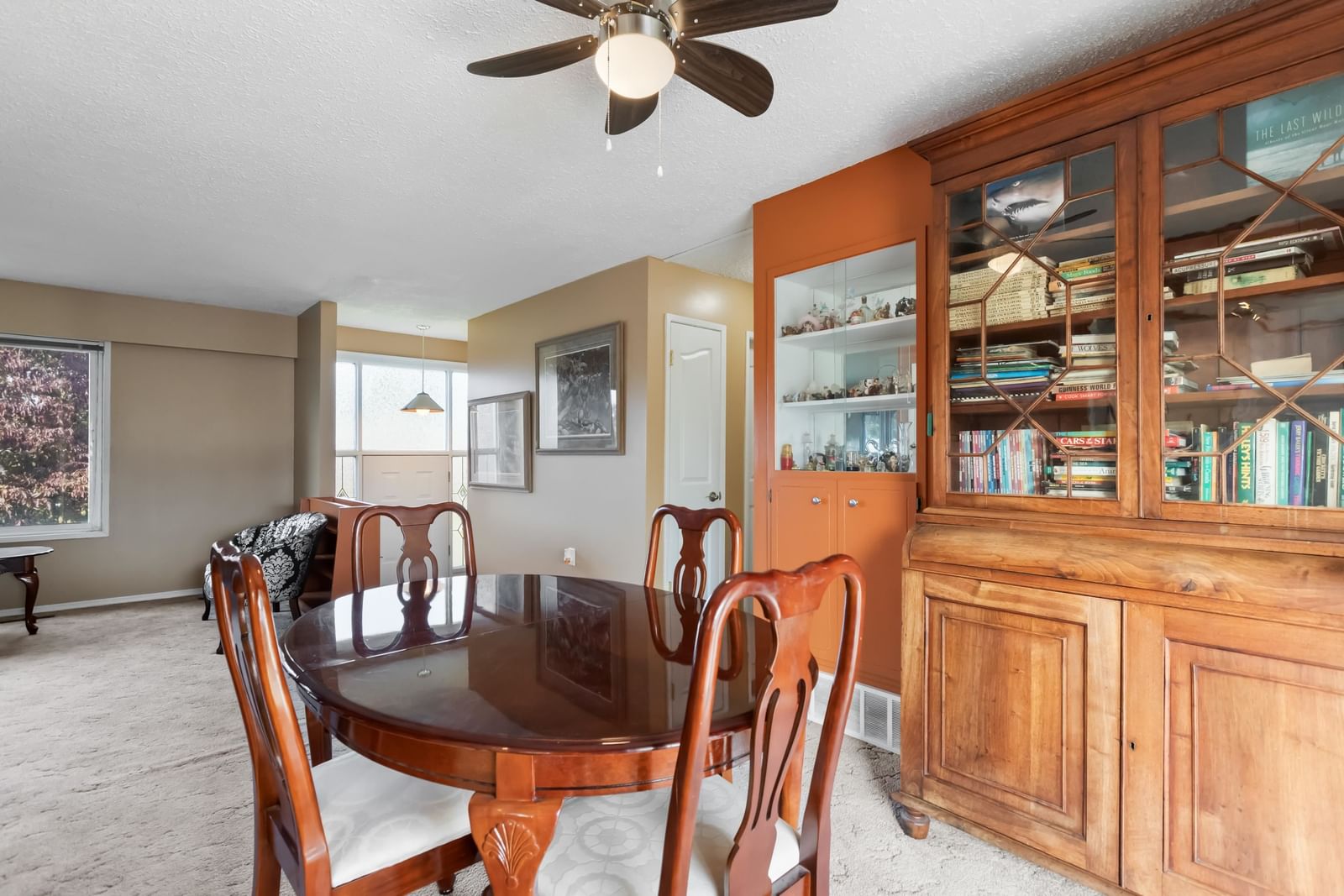 Listing Image 10