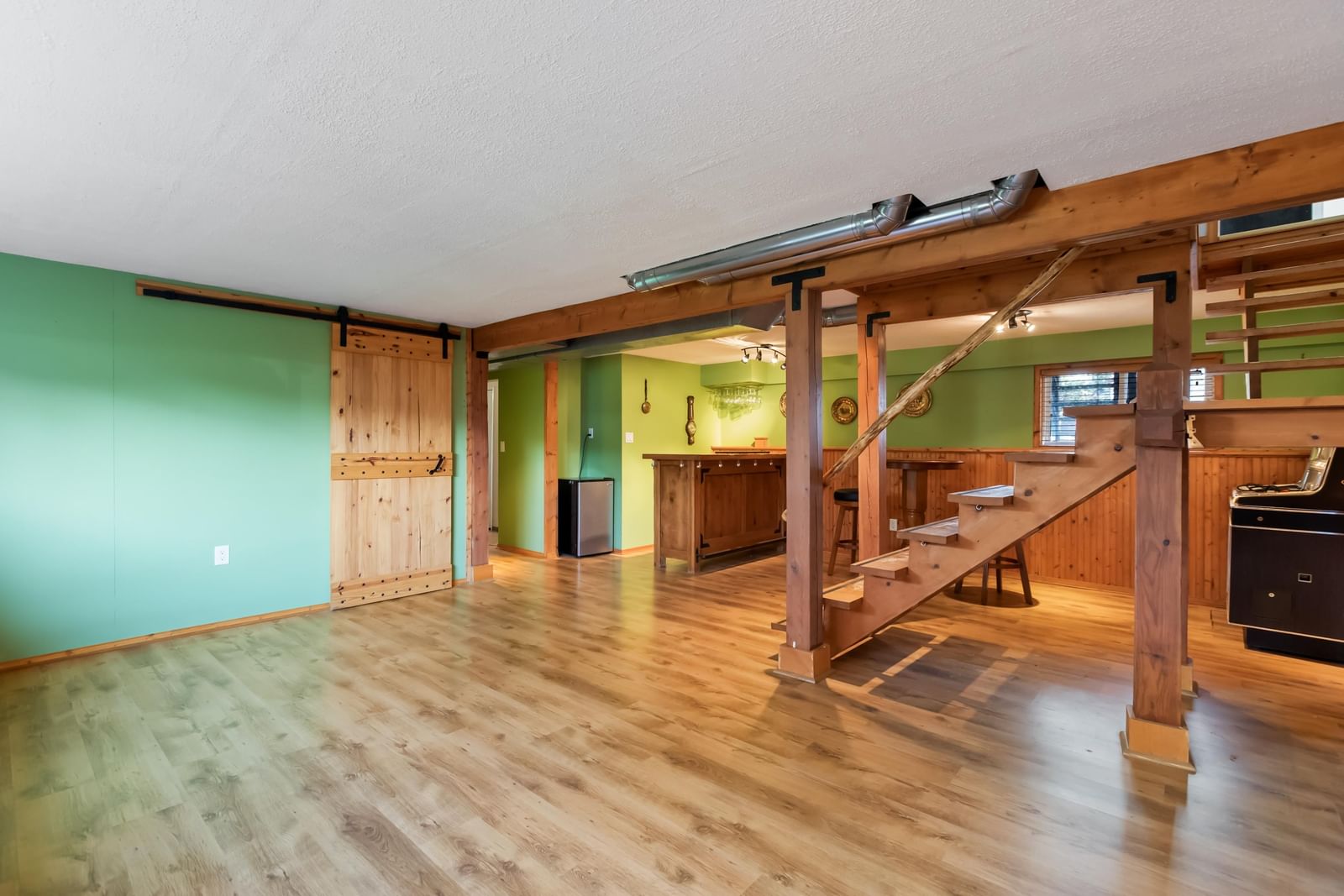 Listing Image 23