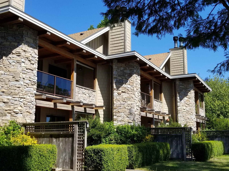 23-D - 134 Madrona Road