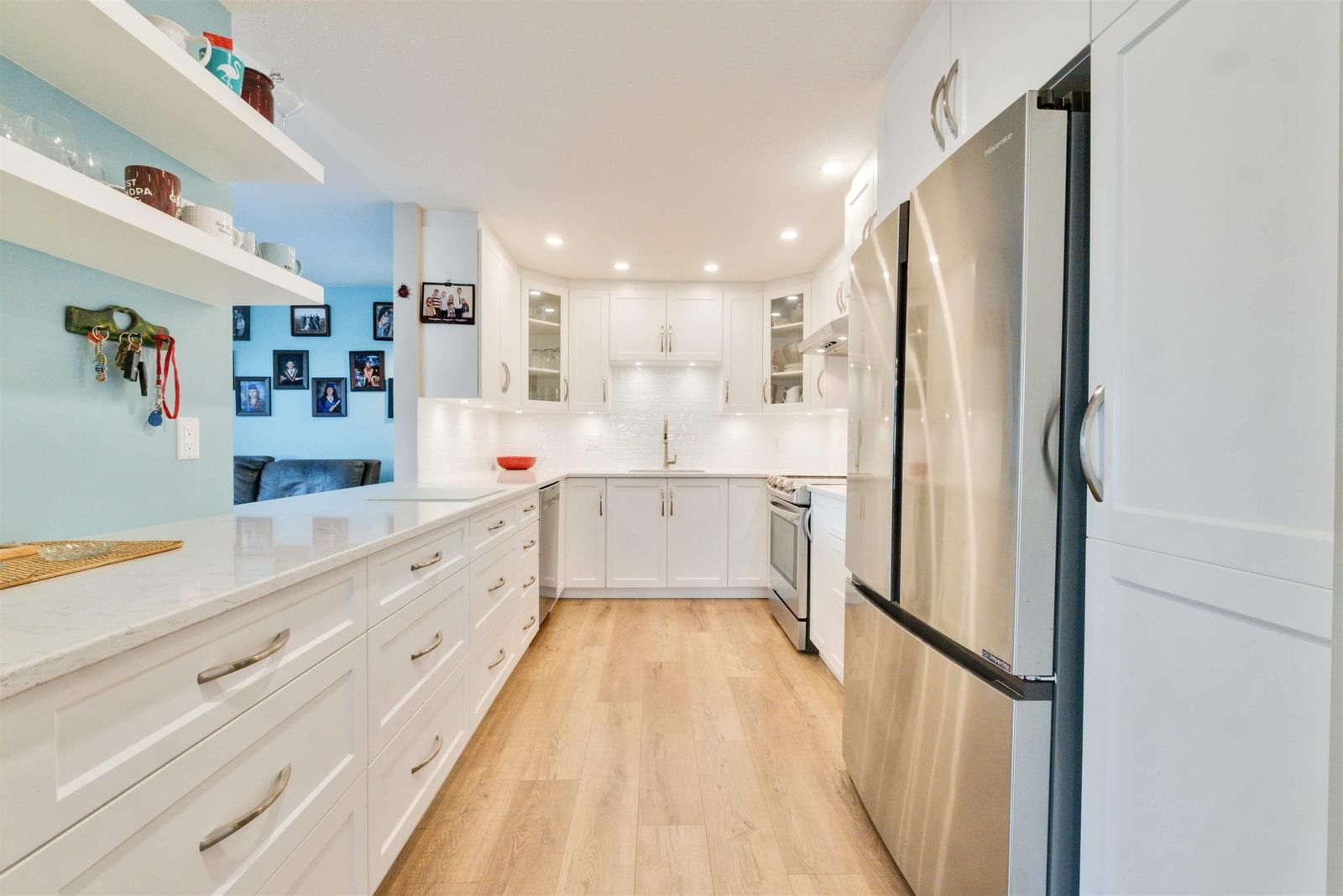 Listing Image 13