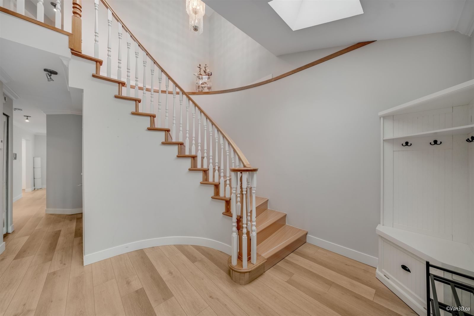 Listing Image 18