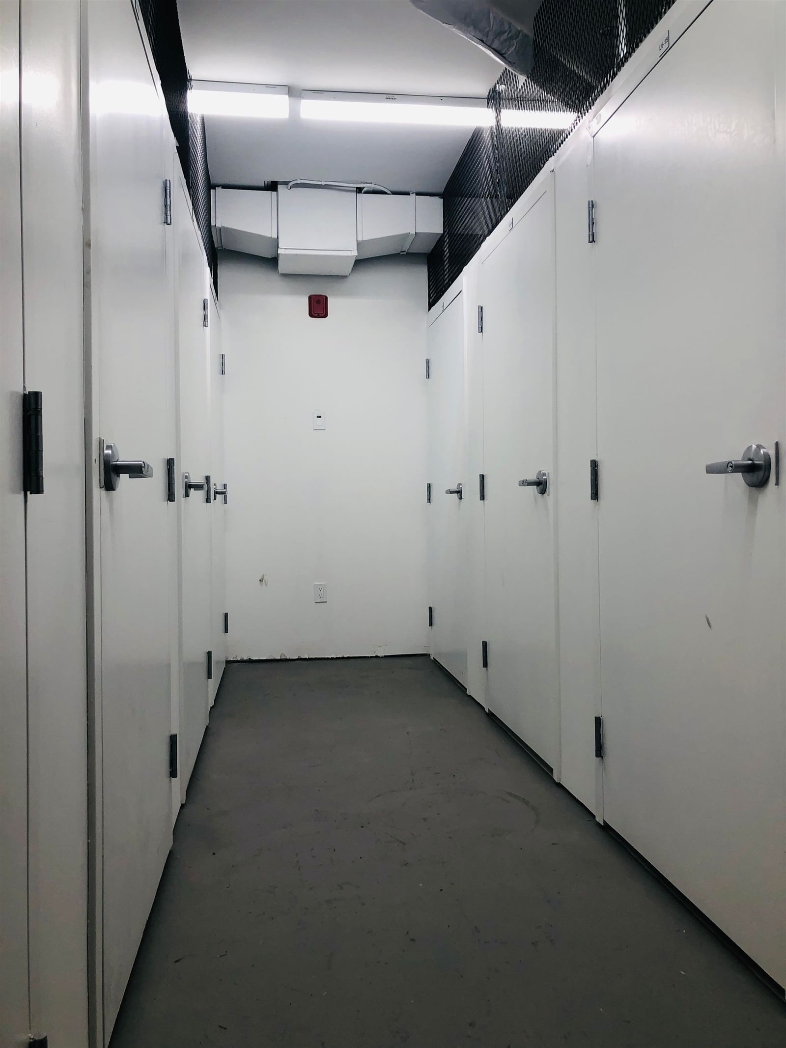 Listing Image 17