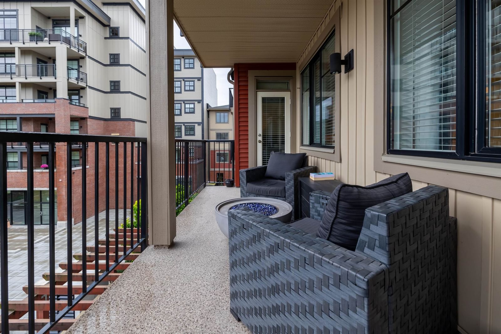 Listing Image 28