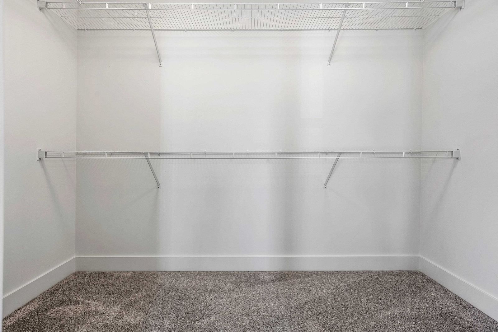 Listing Image 30