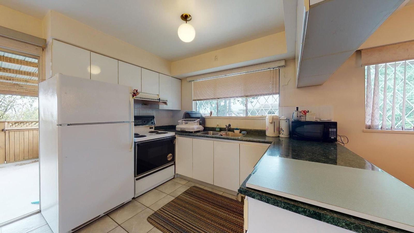 Listing Image 9