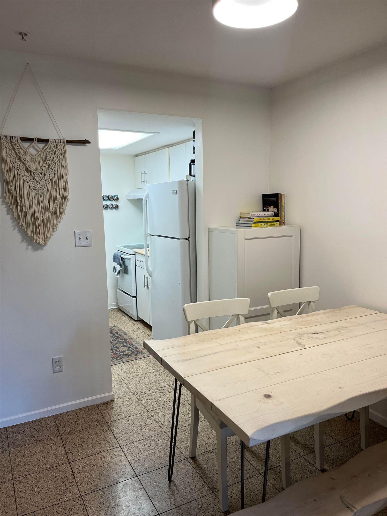 Listing Image 6